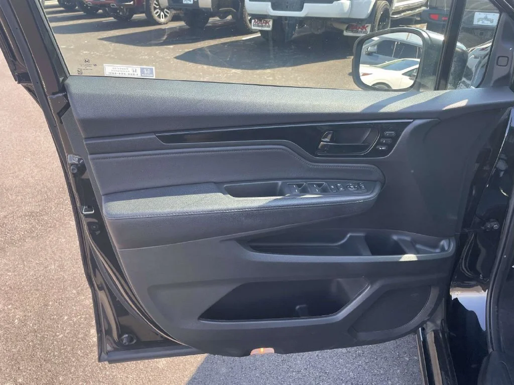 Certified Used 2022  Honda Touring image 15