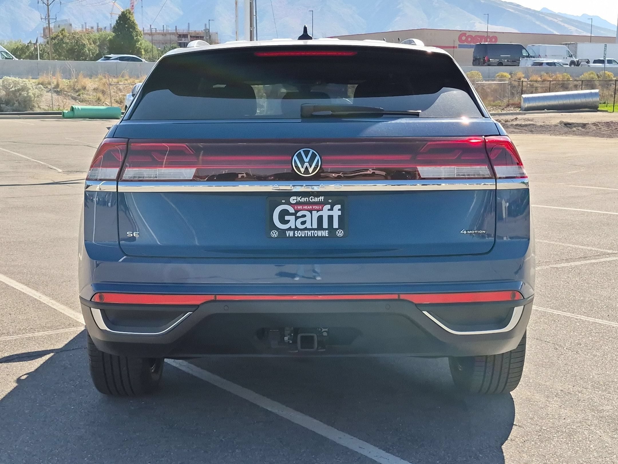 New 2026 Mountain Lake Blue Metallic Volkswagen 2.0T SE w/Technology image 4