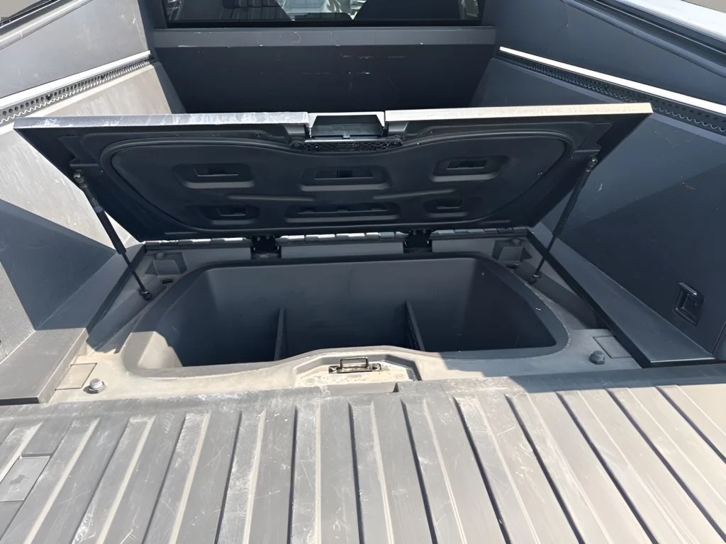 Used 2024 Silver Tesla Base image 24