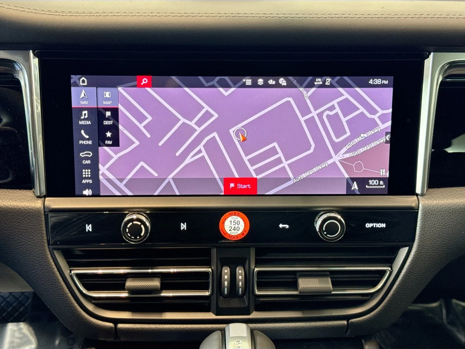 2026 Porsche Macan S - Photo 16