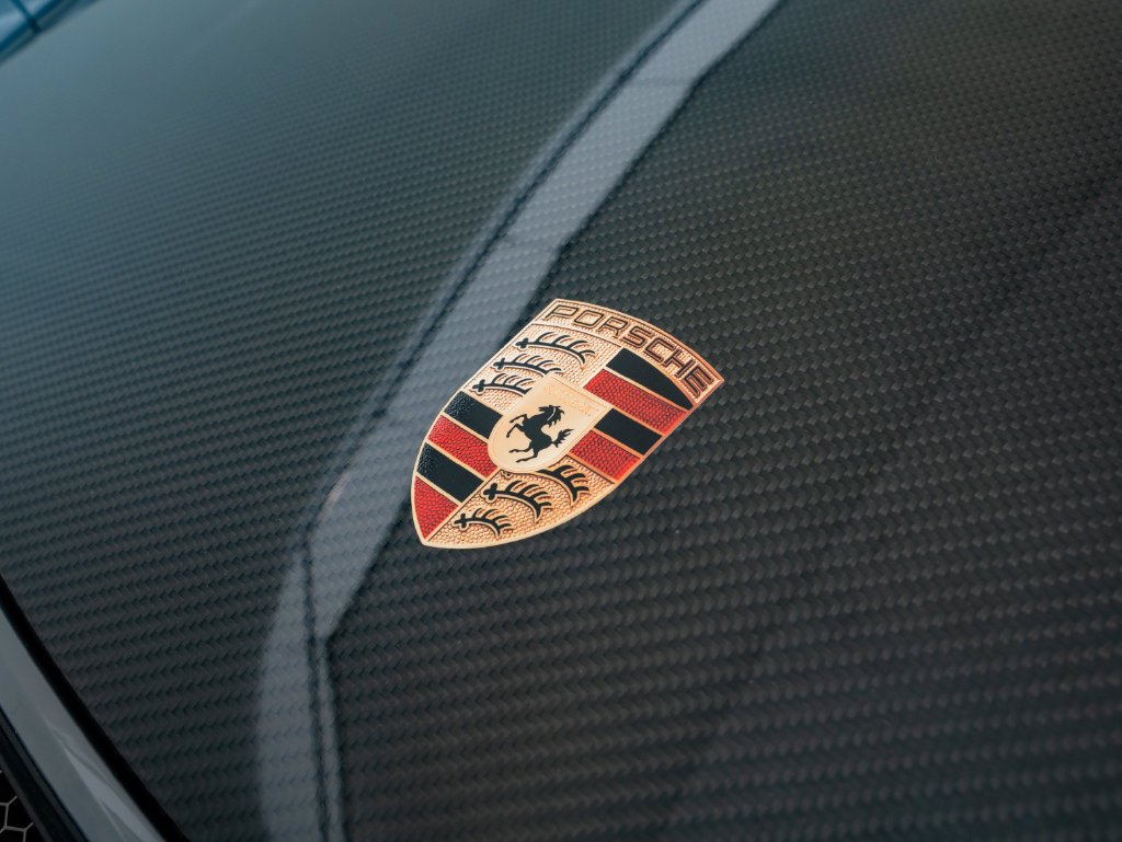 Certified Used 2024 Arctic Grey Porsche RS image 16
