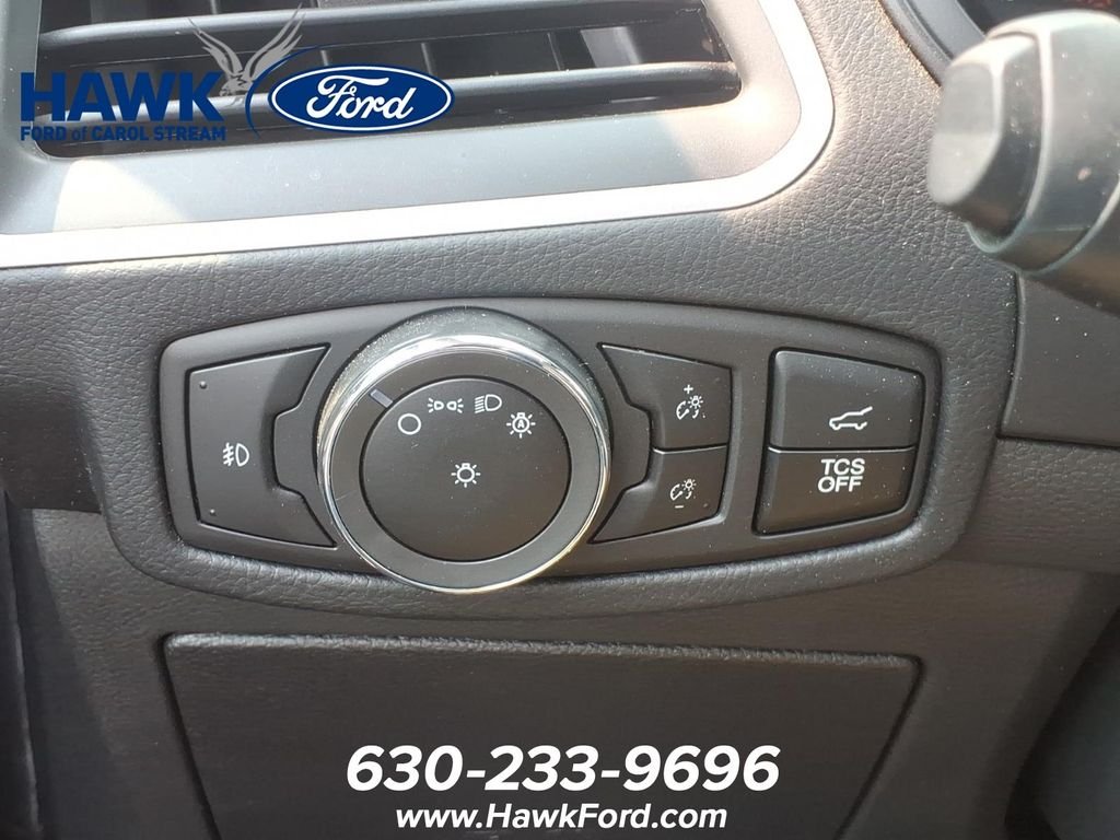 Used 2023 Red Ford SEL image 20