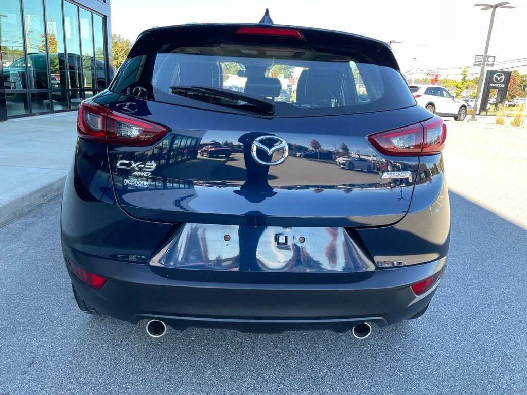 Used 2019 Blue Mazda Touring image 5