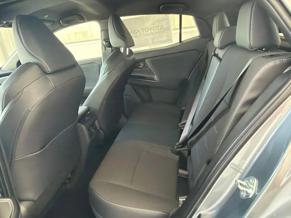 New 2026 Overcast Toyota  SE image 23