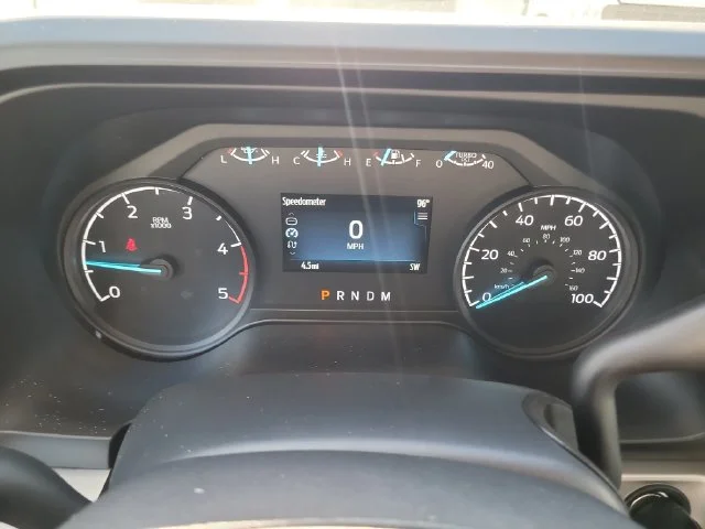 New 2027 Oxford White Ford XL 4WD CREW CAB image 29