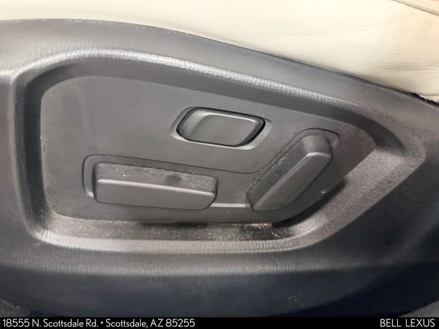 Used 2019 White Mazda Grand Touring image 17