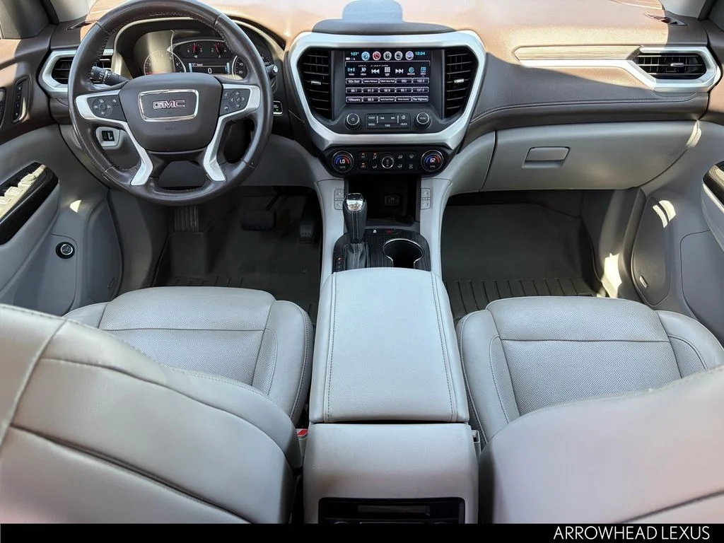 Used 2018 White GMC SLT-2 image 32