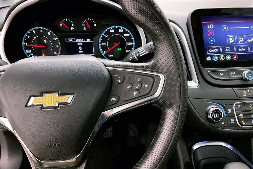 Used 2023 White Chevrolet LT image 12