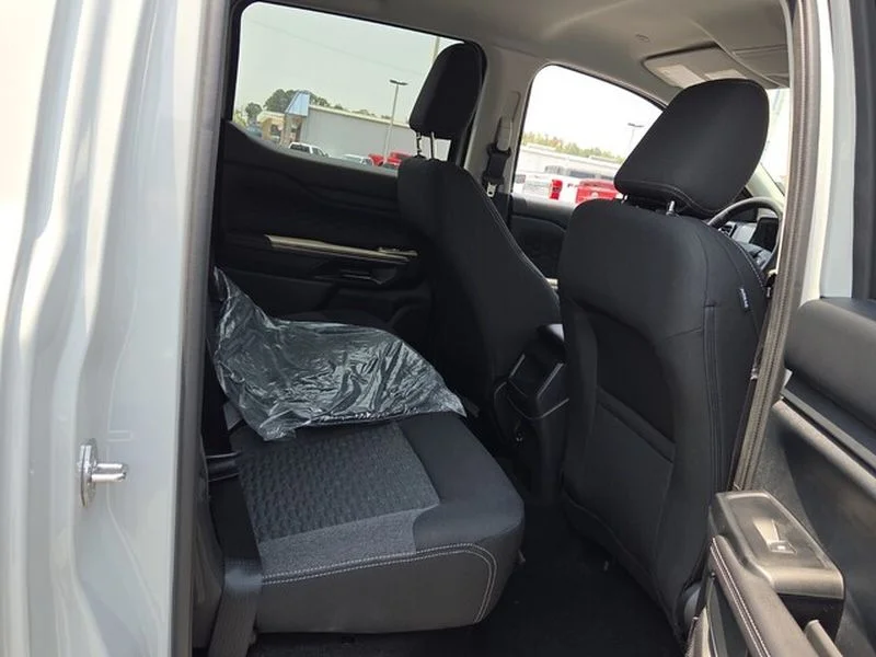 New 2026 Avalanche Ford XLT image 16