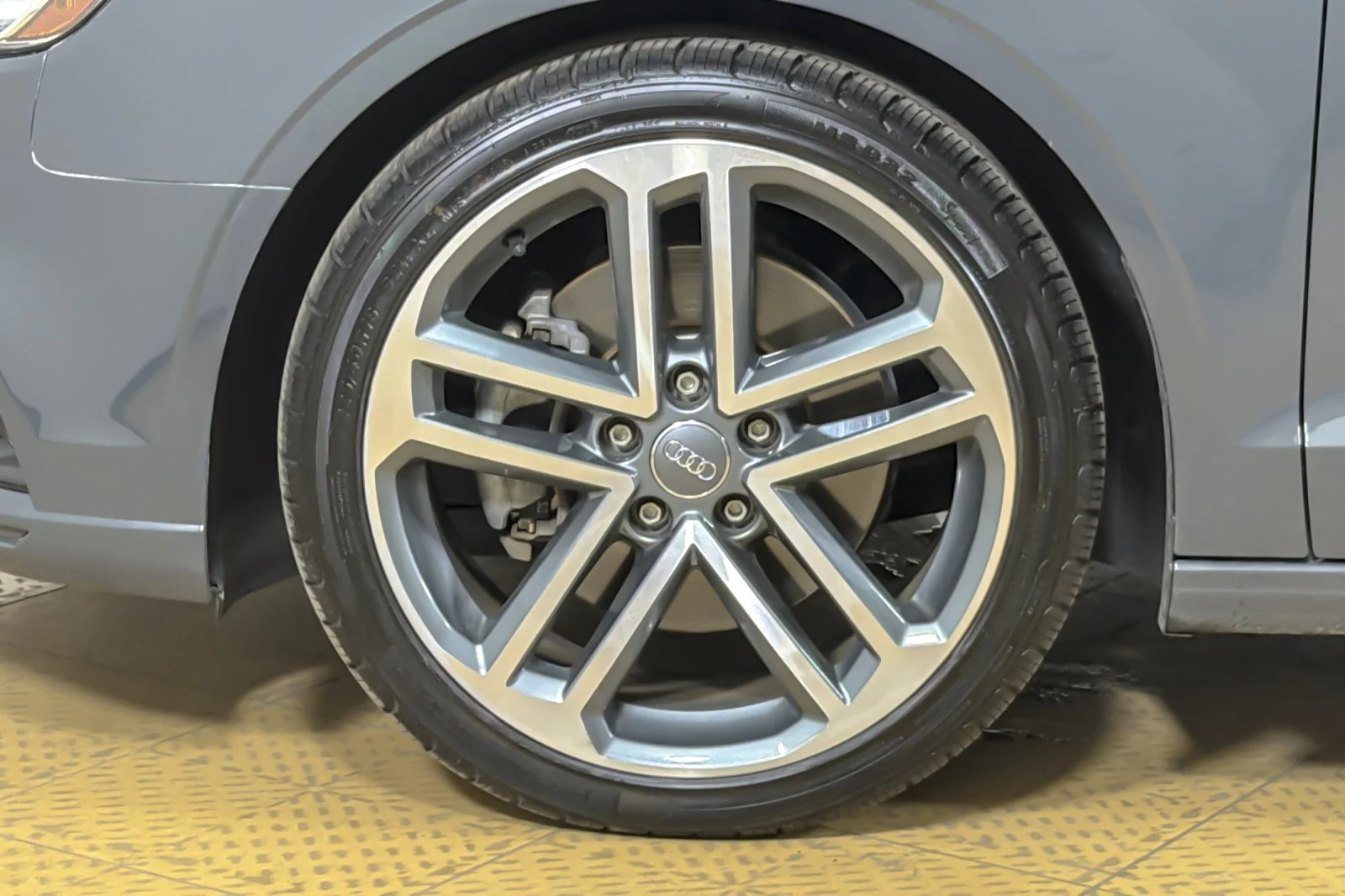 Used 2019 Nano Gray Metallic Audi Premium 40 TFSI image 24