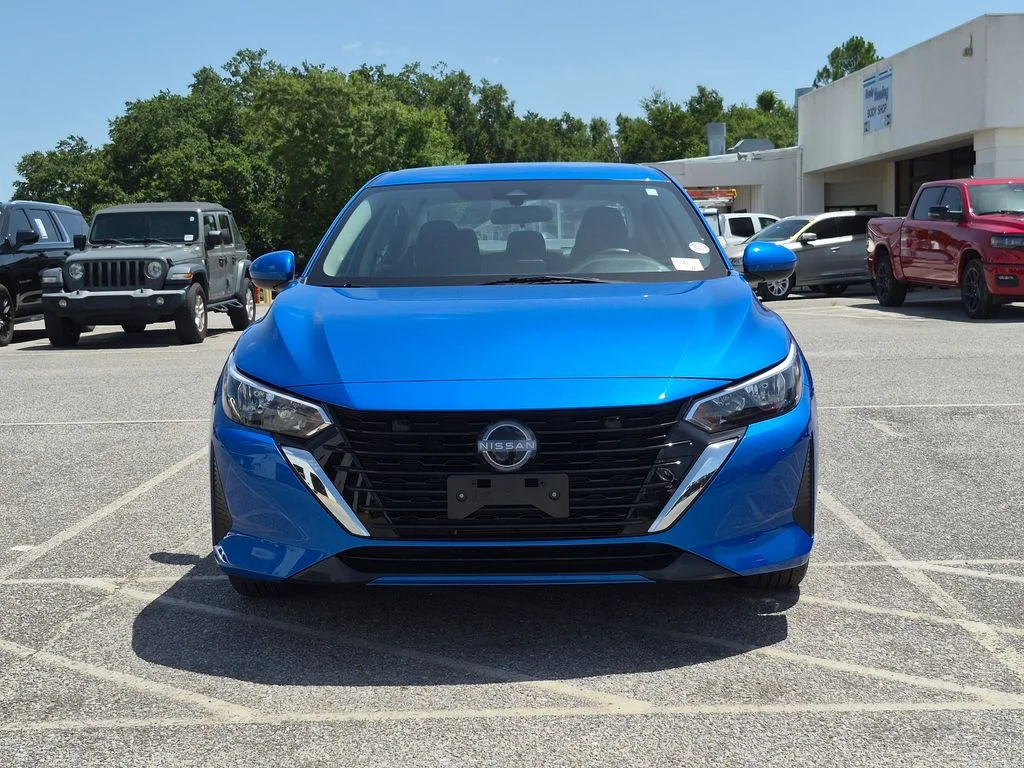 Used 2025 Blue Nissan SV image 8