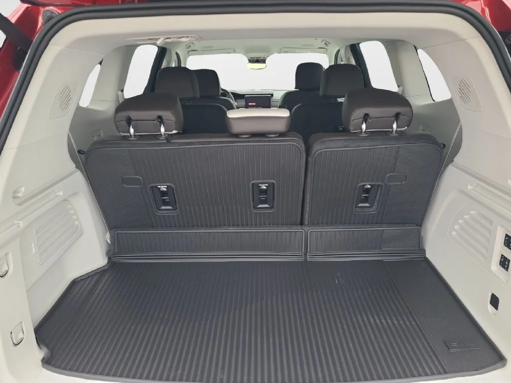 New 2027 Volcanic Red Tintcoat GMC Denali image 9