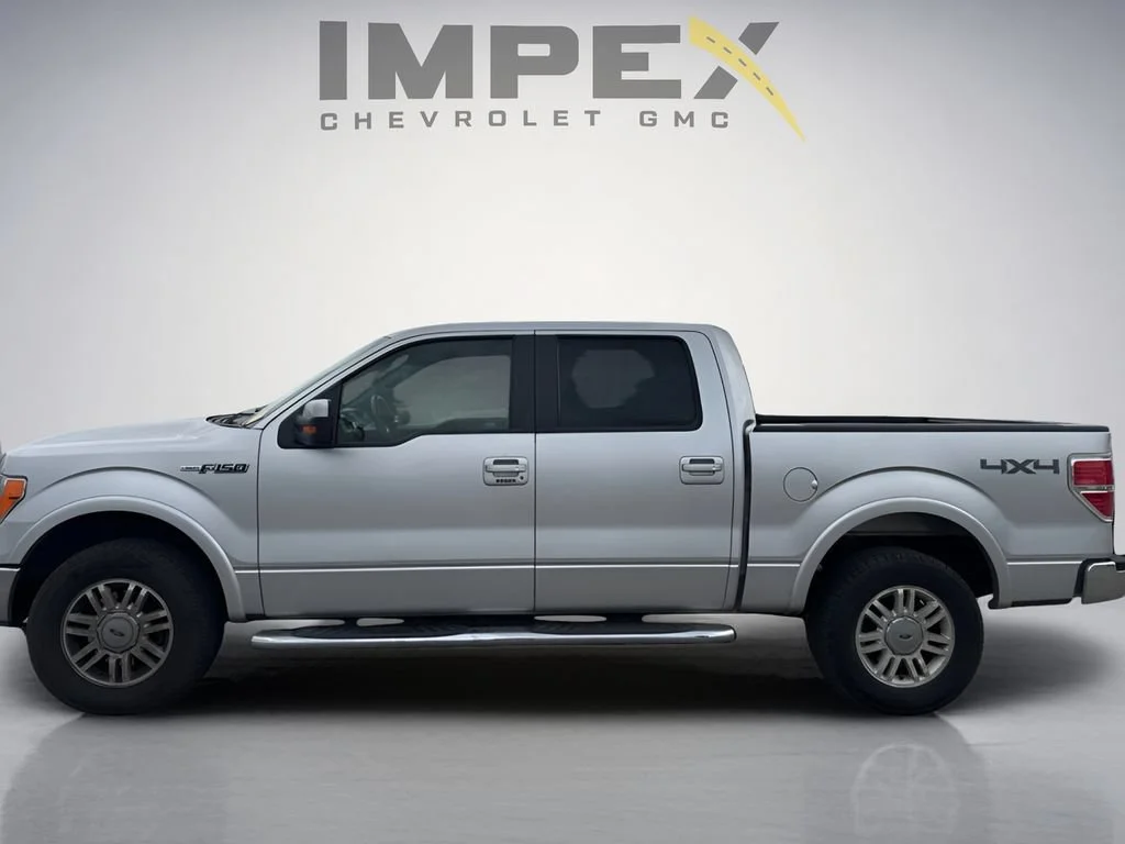 Used 2012  Ford XL image 2