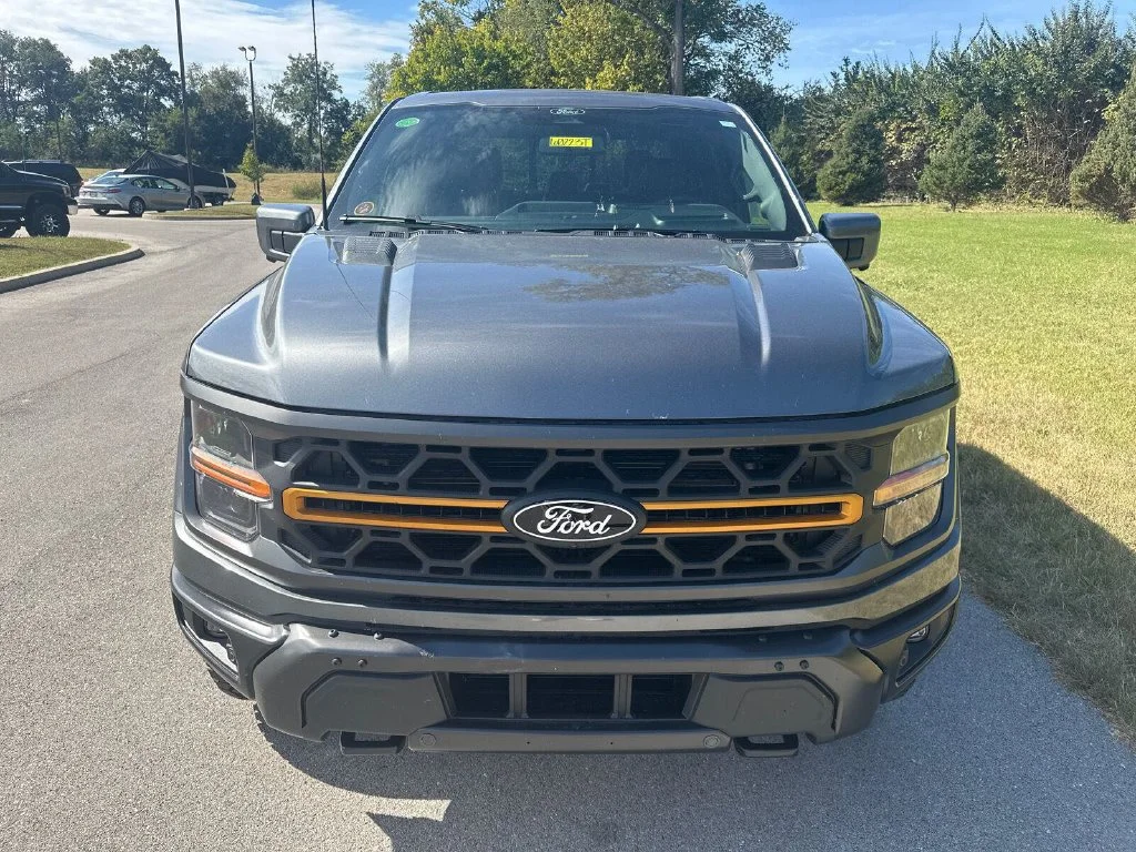 New 2026 Gray Ford Tremor image 6