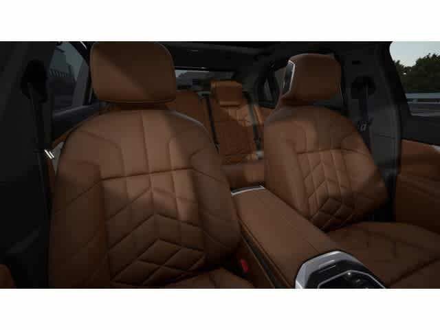 New 2026 Brooklyn Grey Metallic BMW 750e xDrive image 10