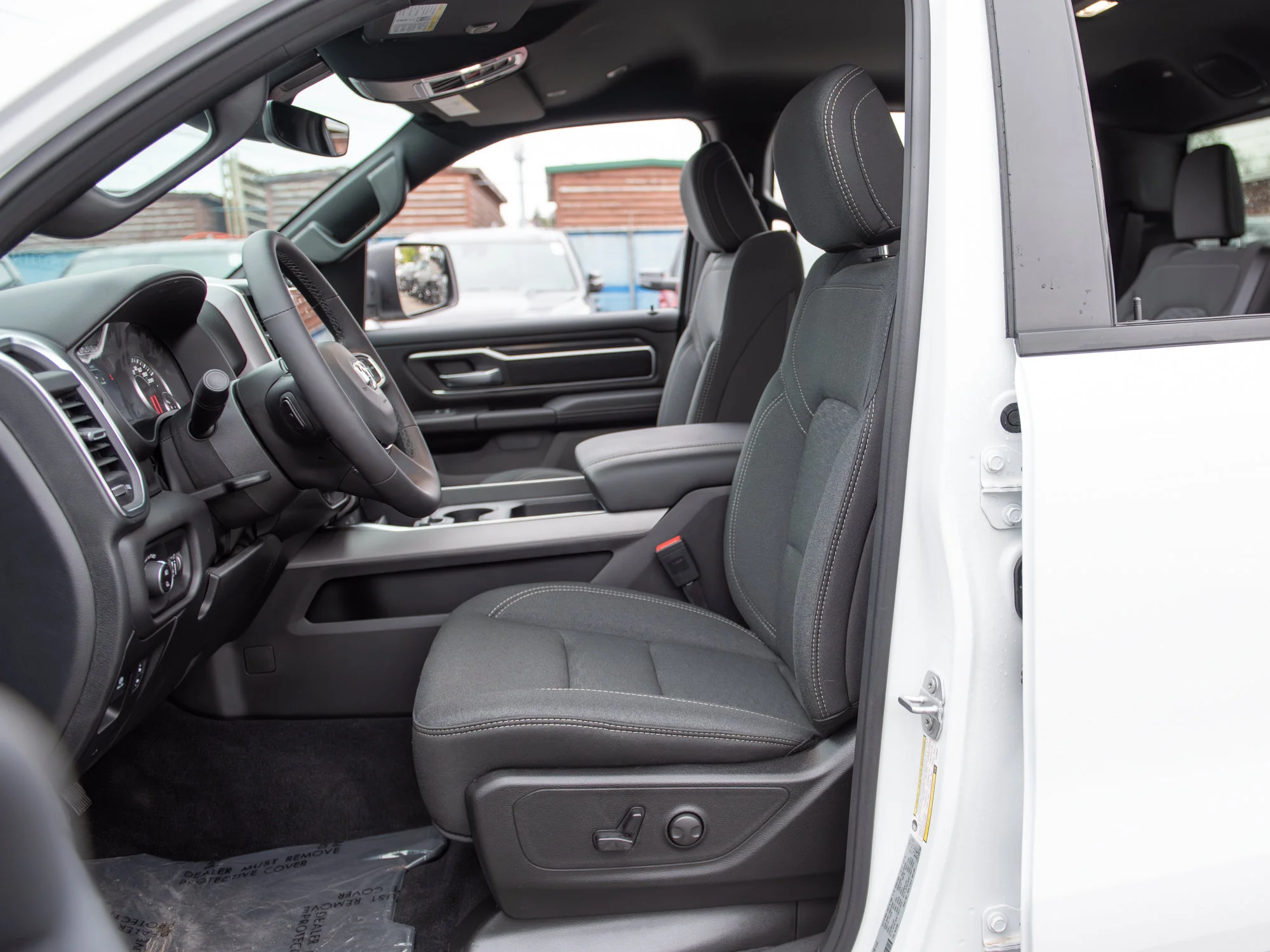 New 2026 White RAM Big Horn Night* 4x4 Crew Cab, Level 2 Equip Group, Heated Seats/Wheel image 19