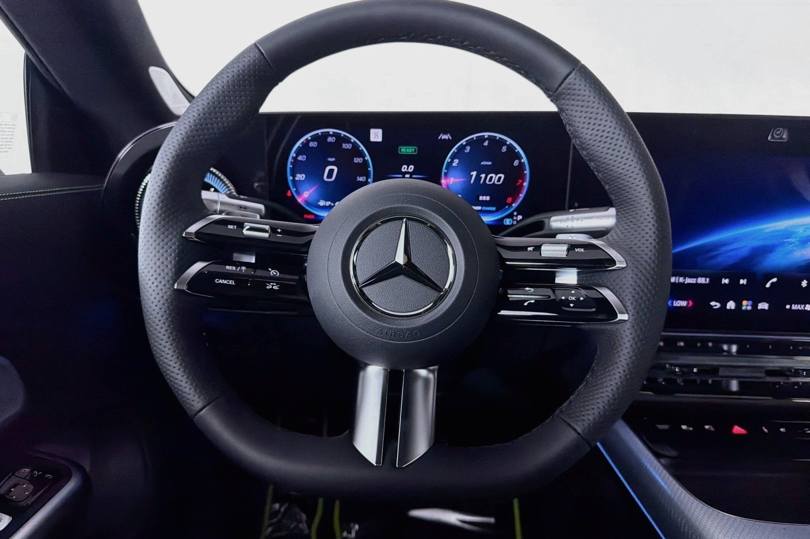 New 2027 MANUFAKTUR Alpine Grey Mercedes-Benz CLA 220 Hybrid image 19