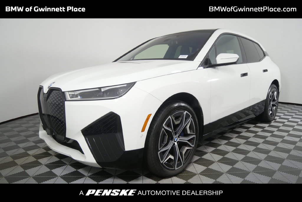 Used 2024 Alpine White BMW xDrive50 image 1