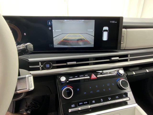 New 2026 Shimmering Silver Hyundai SEL AWD image 9