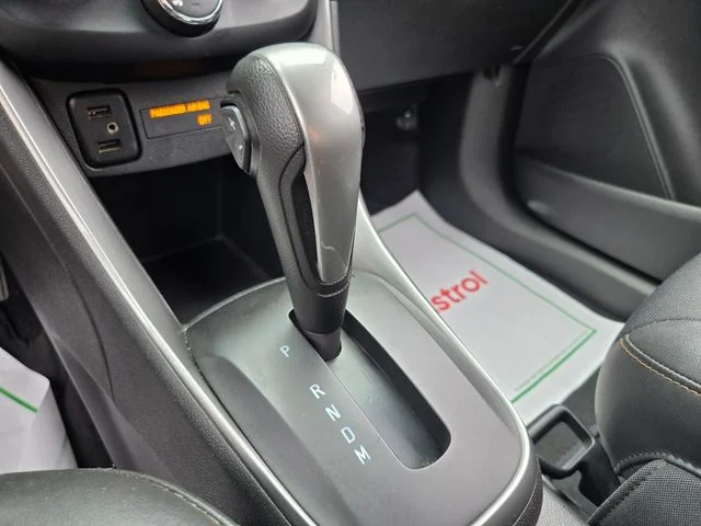 Used 2020 White Chevrolet LT image 29