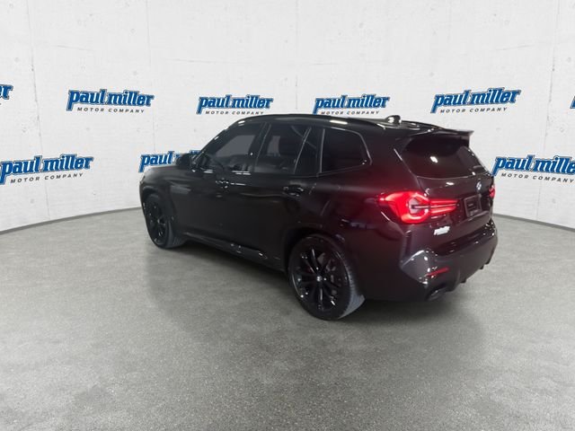 Used 2024 Black BMW M40i image 9