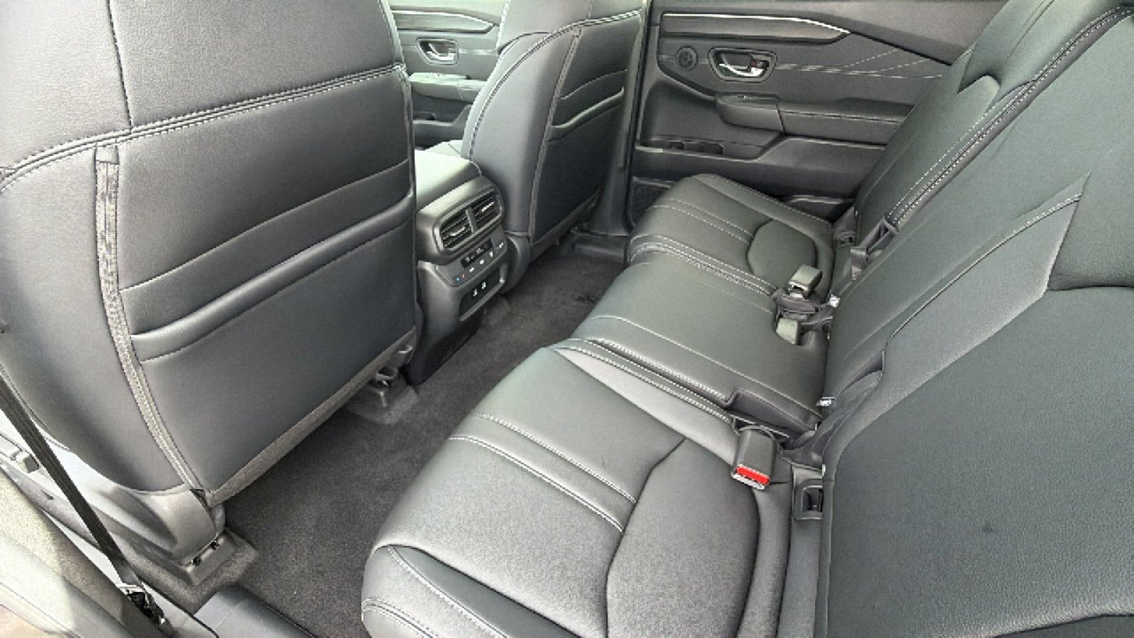 2026 Honda Pilot Touring - Photo 24