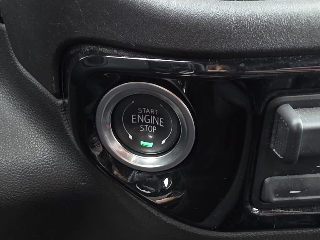Used 2025 Black Chevrolet LT image 33