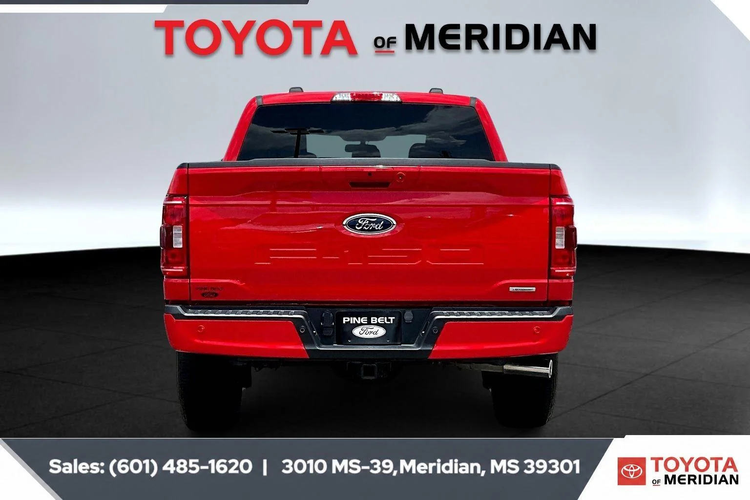 Used 2023 Race Red Ford XLT image 4
