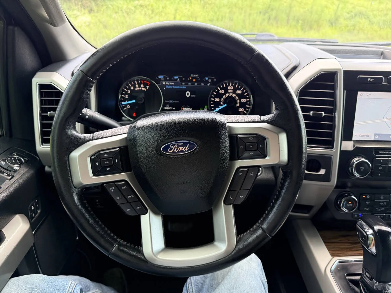 Used 2020 Gray Ford Lariat 4x2 4dr SuperCrew 5.5 ft. SB image 18