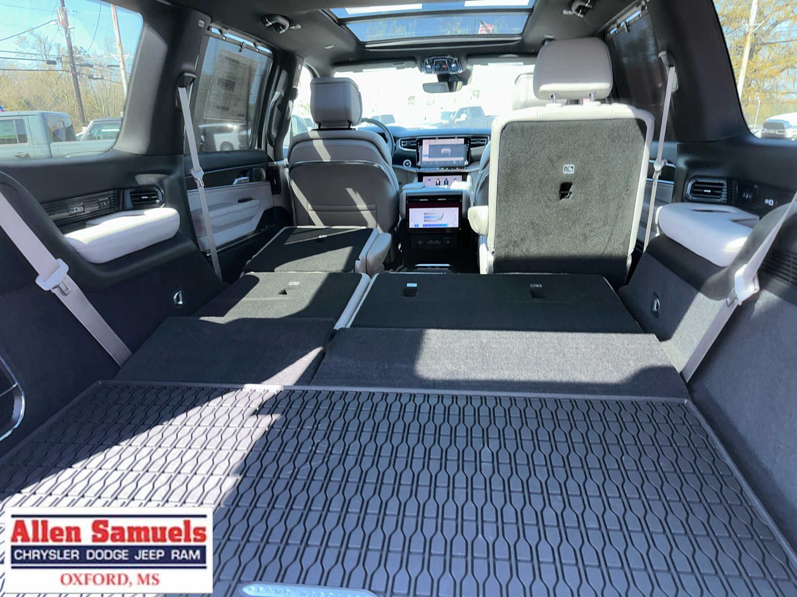 2026 Jeep Grand Wagoneer Summit Obsidian - Photo 48
