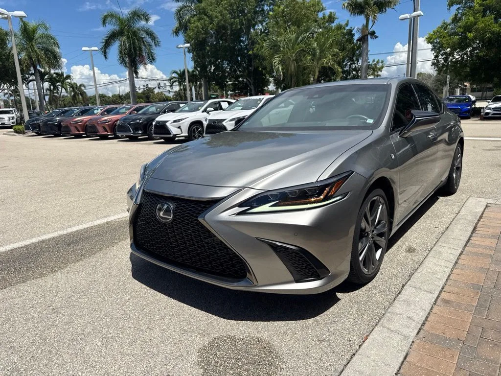 Used 2019 Silver Lexus 350 F Sport image 14