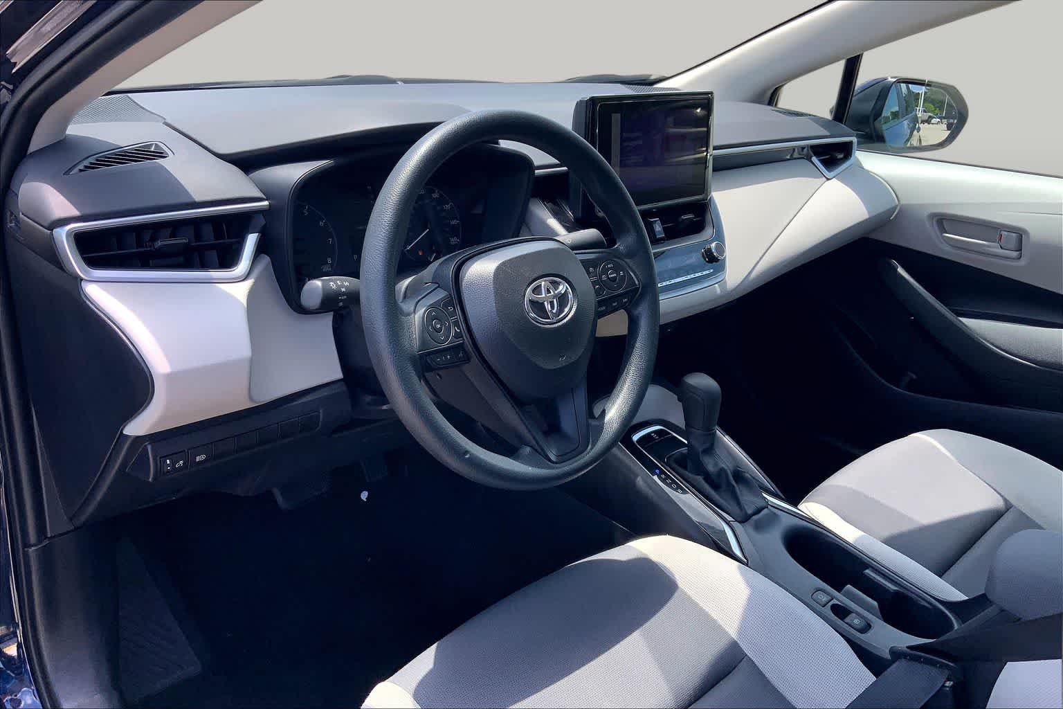 Used 2024 Blueprint Toyota LE image 22