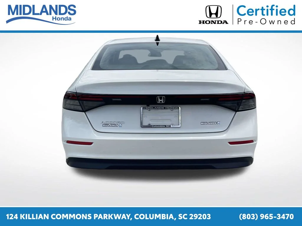 Certified Used 2025 Platinum White Pearl Honda 1.5T SE image 5
