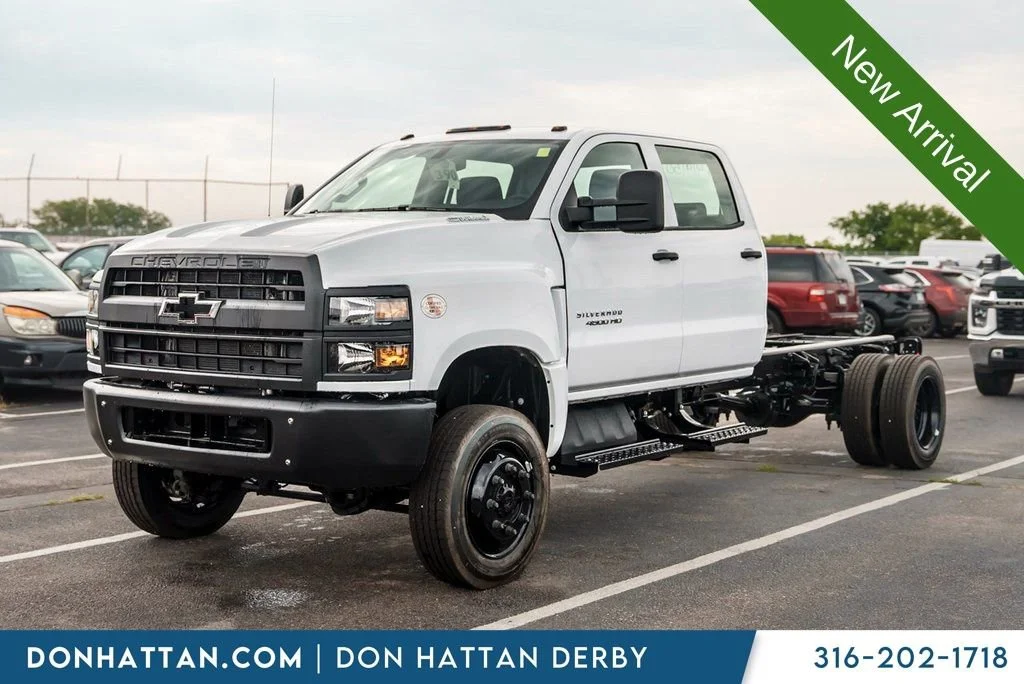 2024 Chevrolet Silverado HD Work Crew Cab 175" WB's photo