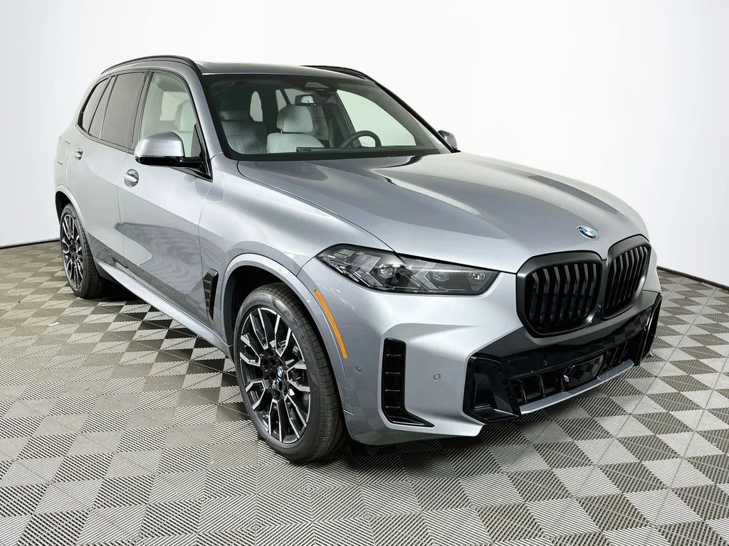 New 2026 Gray Metallic BMW xDrive40i image 3