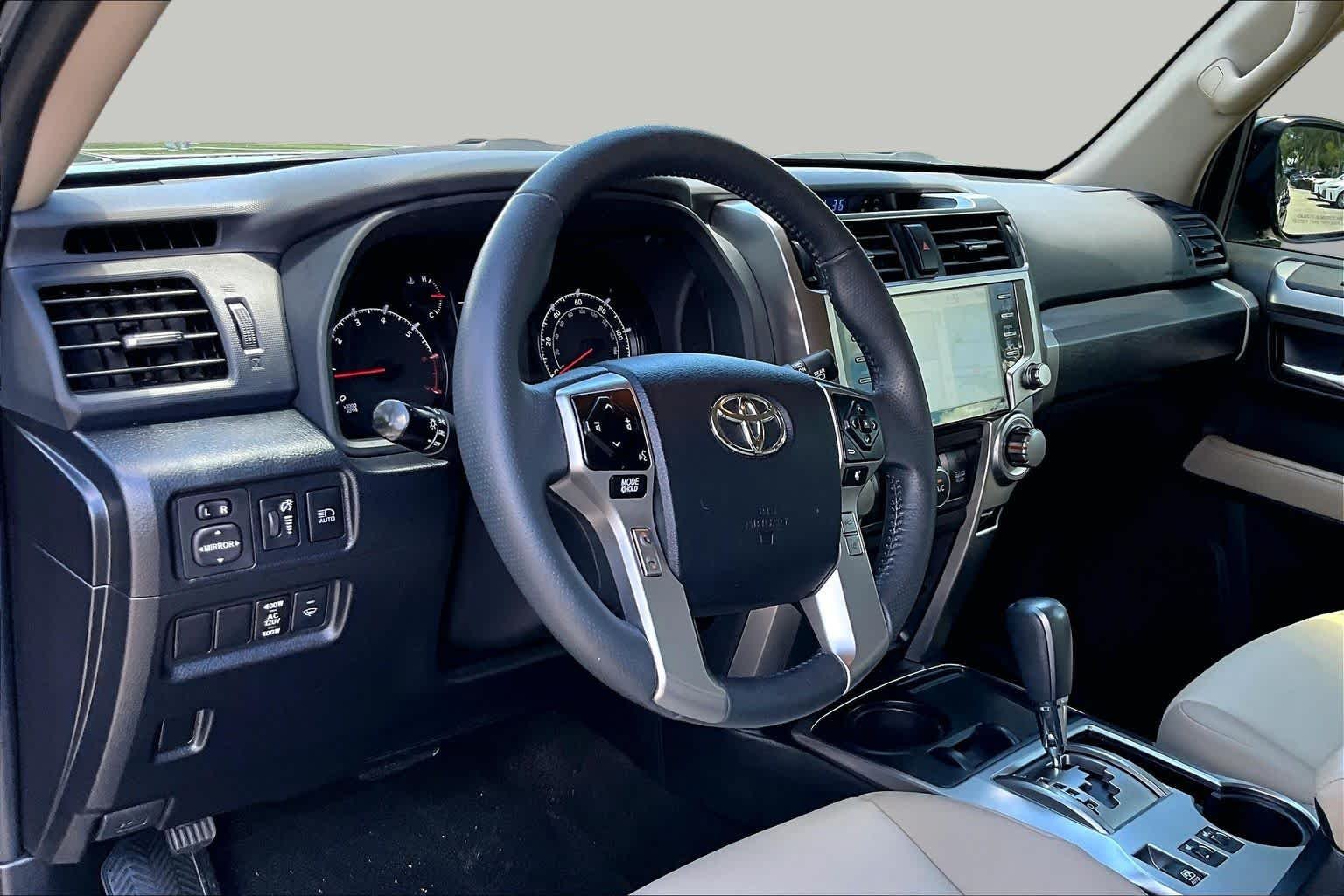 Used 2022 Midnight Black Metallic Toyota SR5 Premium image 18