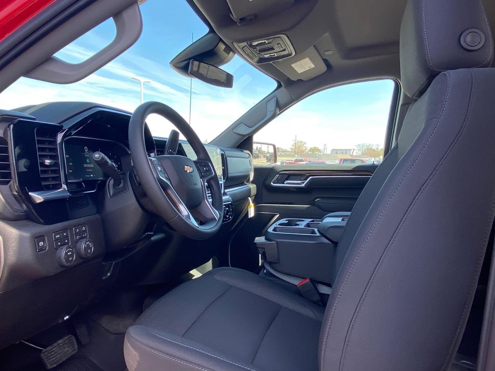 2026 Chevrolet Silverado 1500 LT - Photo 14
