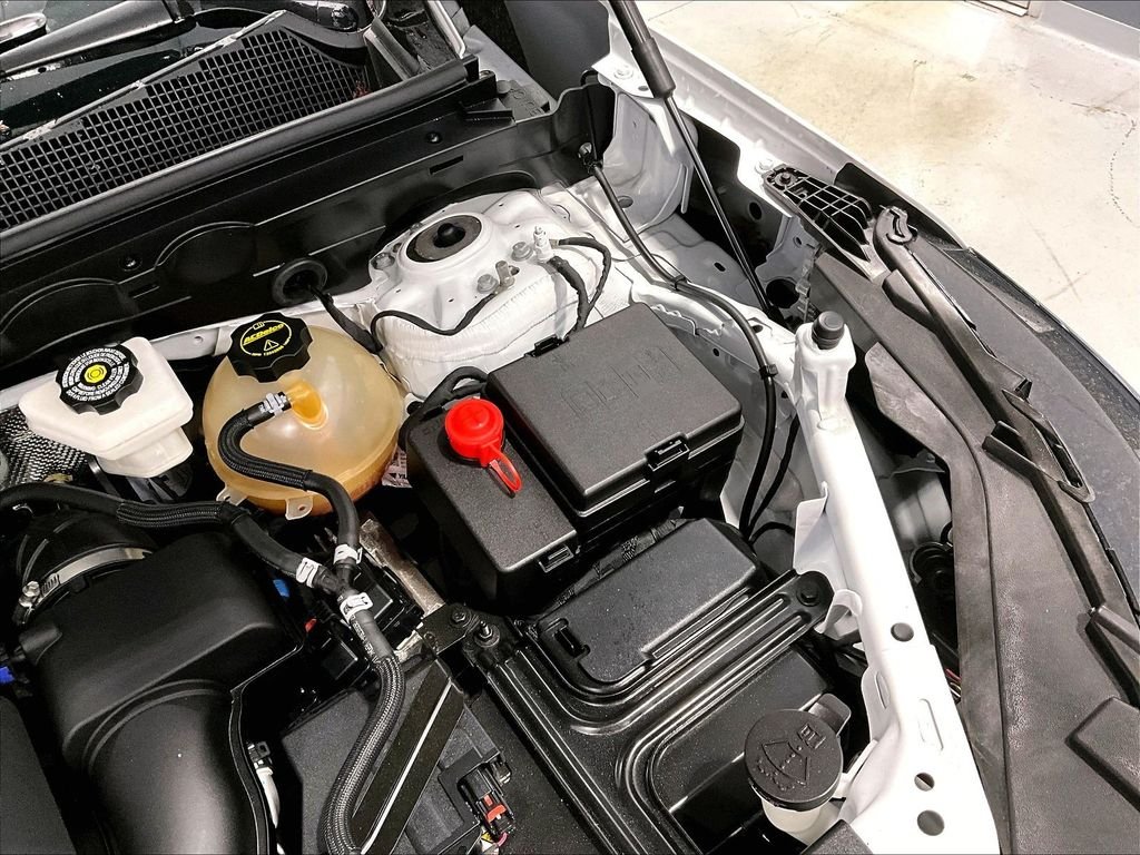 Used 2025 White Buick Sport Touring image 30