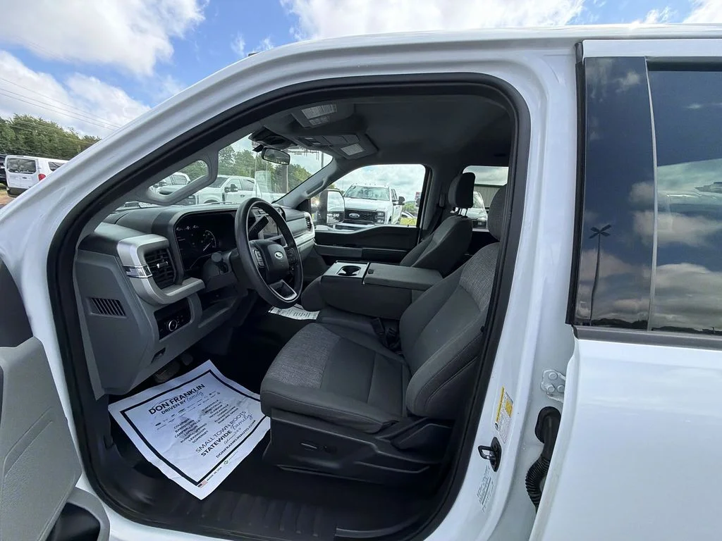 Used 2024 White Ford XLT image 10