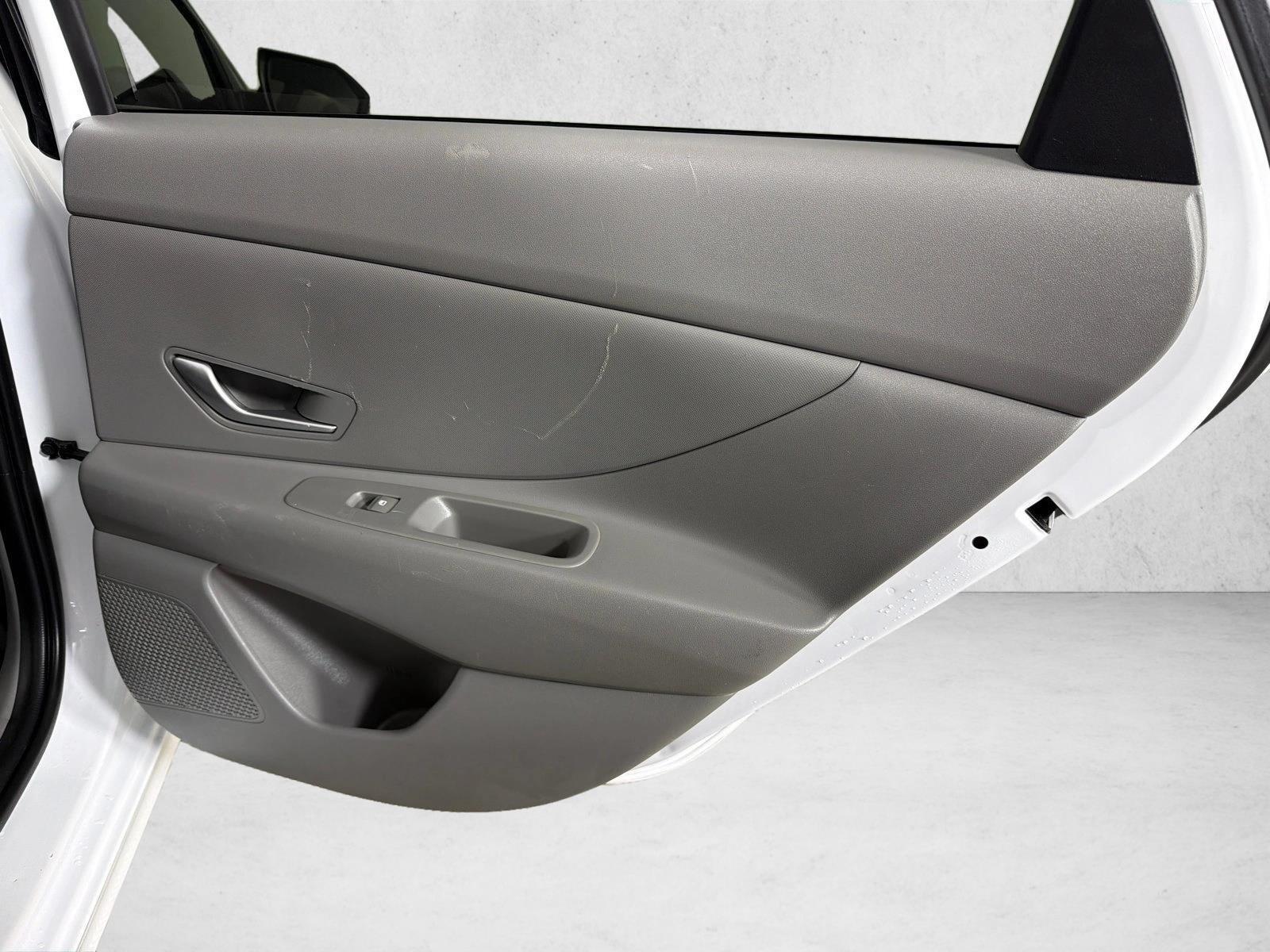 Used 2024 Serenity White Hyundai SEL image 17