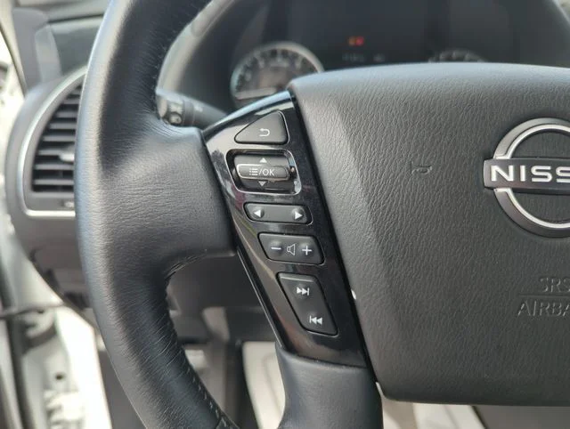 Used 2023 White Nissan SV image 39
