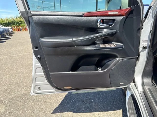 Used 2011 Black Lexus 570 image 14