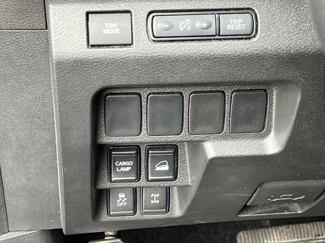 Used 2024 Gray Nissan PRO-4X image 27