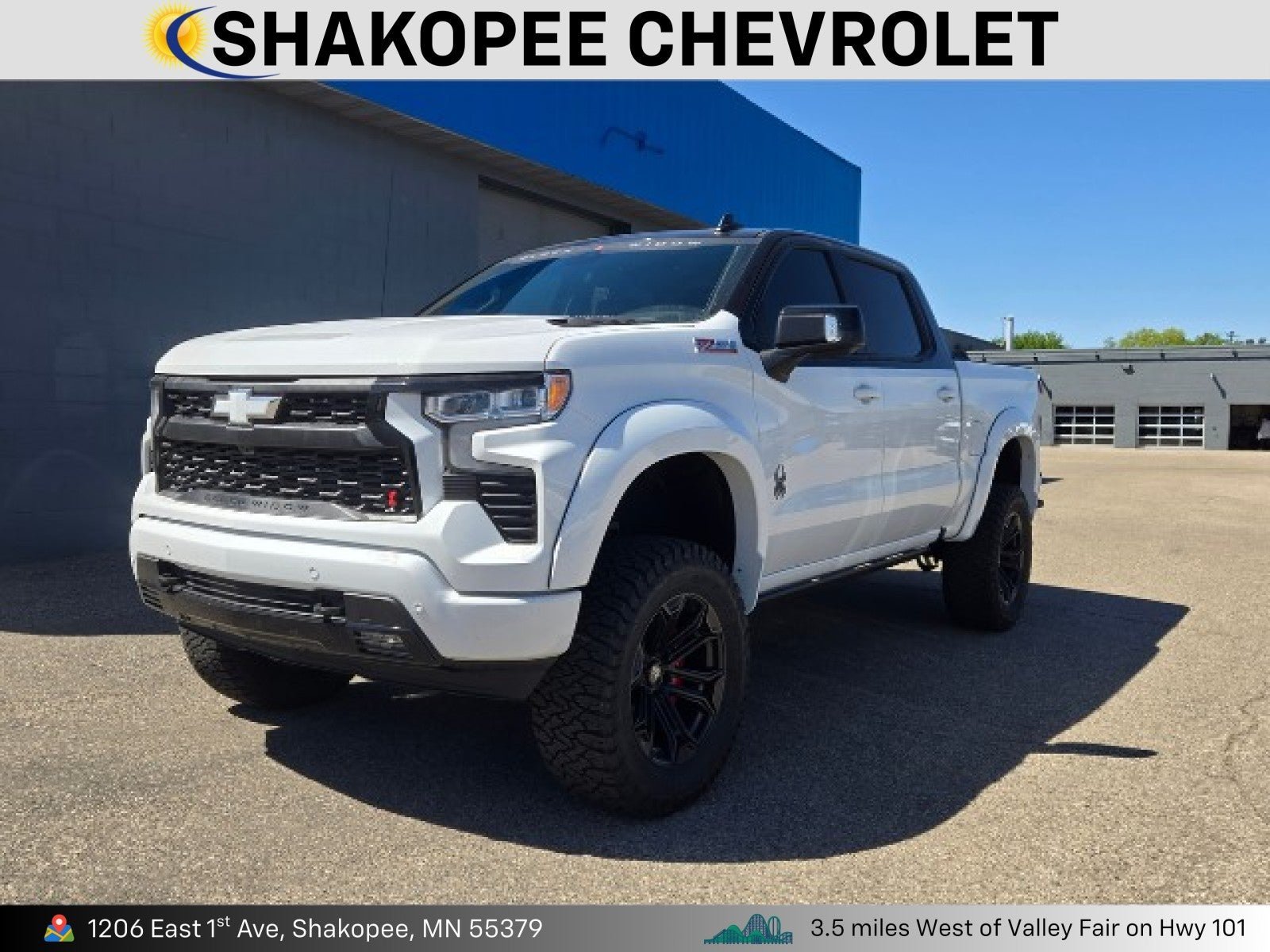 New 2026 Summit White Chevrolet RST (Black Widow Edition)  image 22