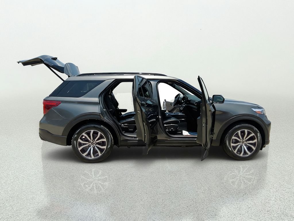 Used 2020 Gray Ford ST image 16