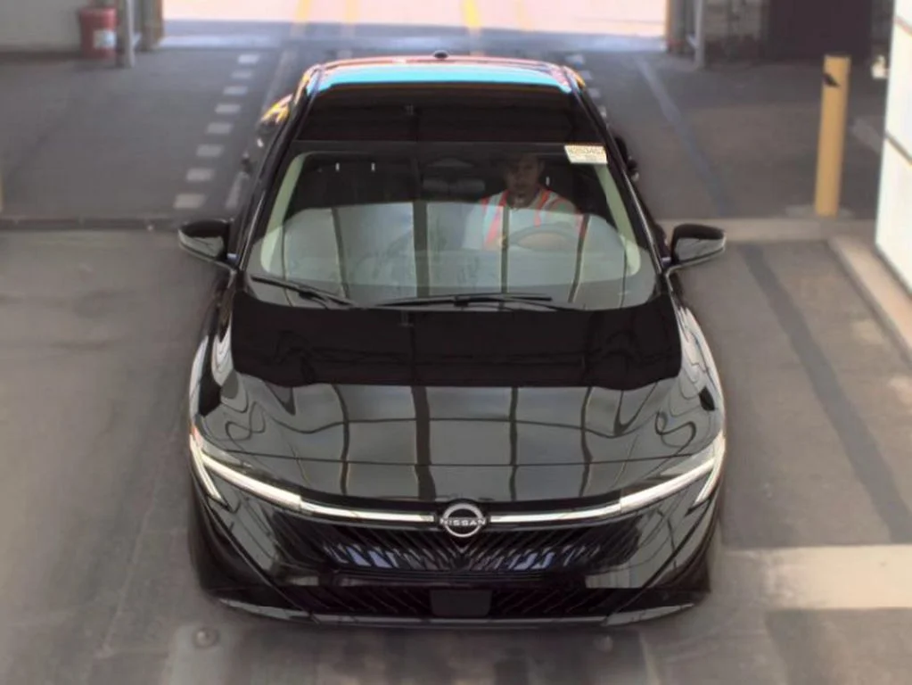 Used 2026 Super Black Nissan SV image 2