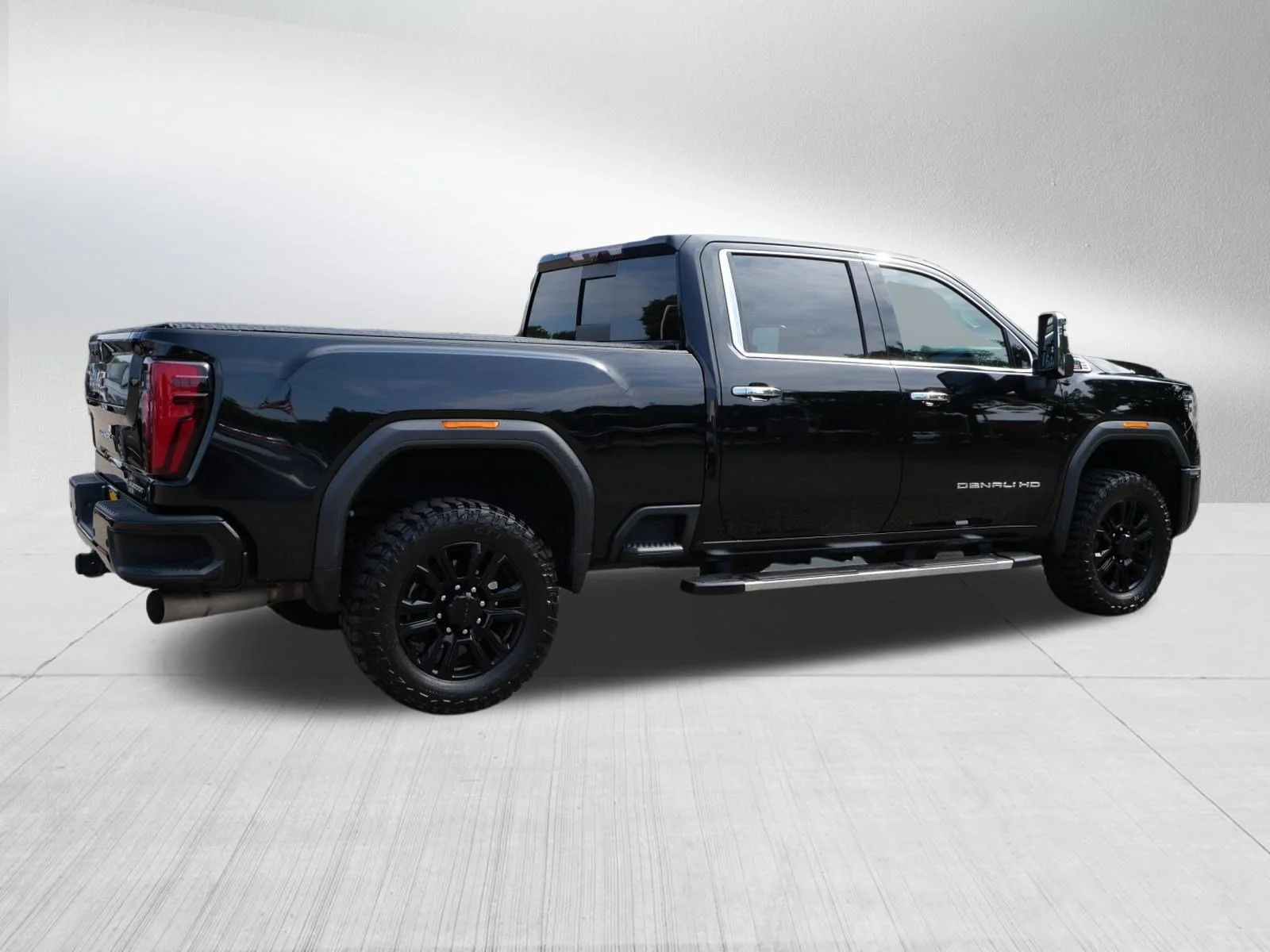 Certified Used 2024 Onyx Black GMC Denali image 7