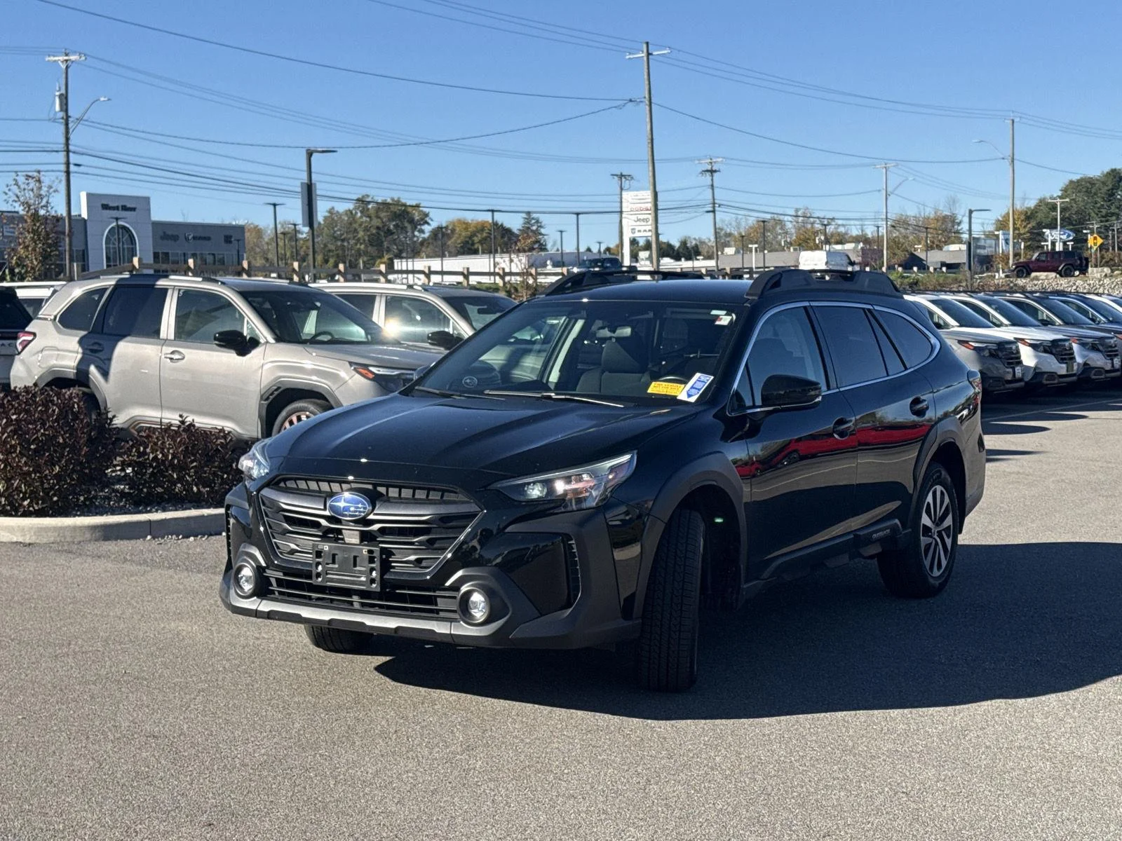 Used 2025 Crystal Black Silica Subaru Premium image 5