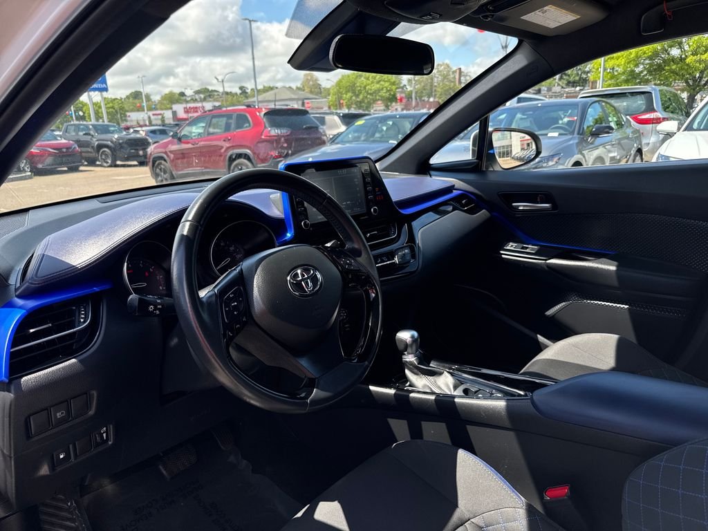 Certified Used 2020 White Toyota XLE image 14