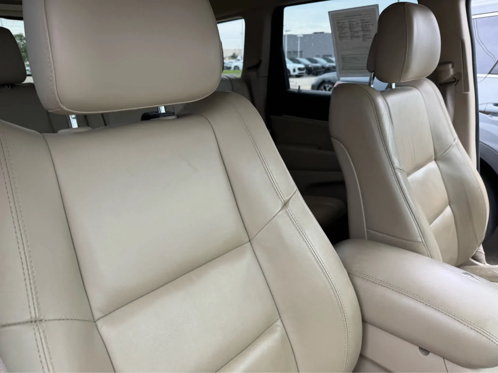 Used 2018 Bright White Clearcoat Jeep Limited image 13